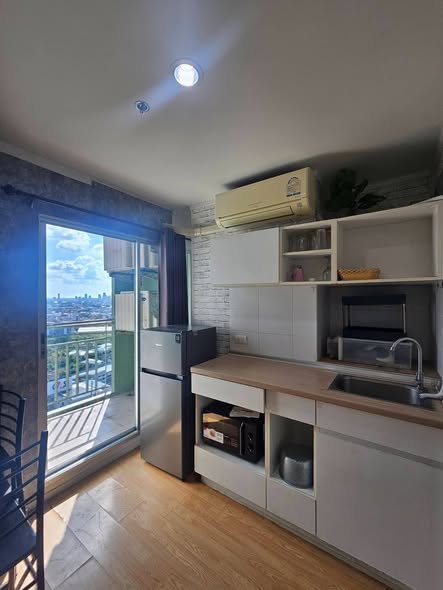 kitchen of Lumpini Place Srinagarindra – Hua Mak Station