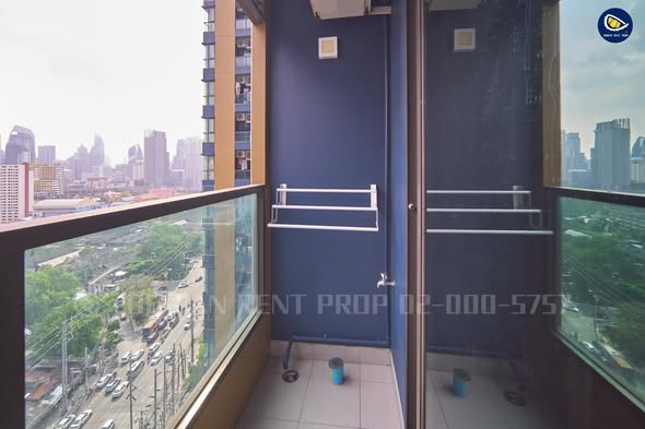 room interior of Lumpini Suite Phetchaburi – Makkasan