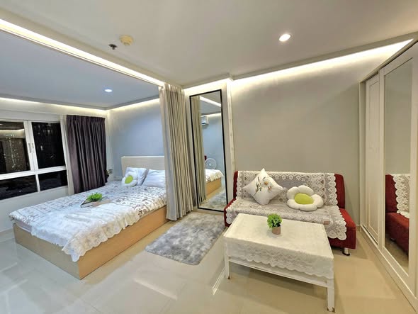 bedroom of Lumpini Ville Ramkhamhaeng 44