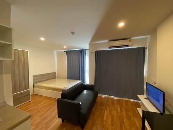 bedroom of Lumpini ville Sukhumvit 101/1