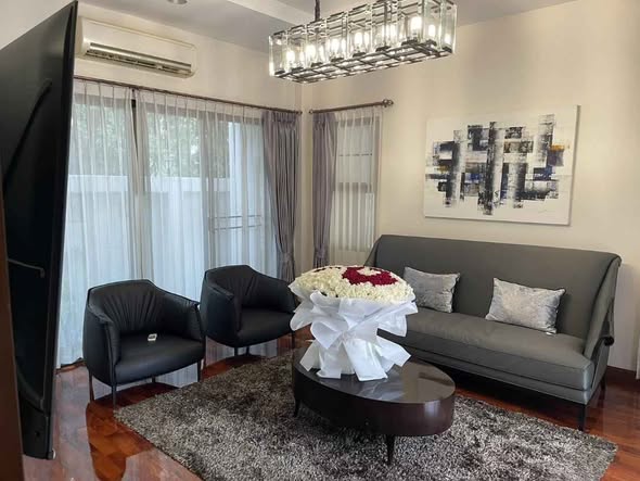 living room of Luxury pool villa 604