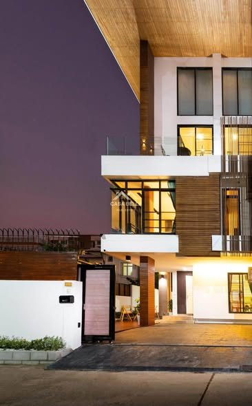 Luxury Pool Villa 99