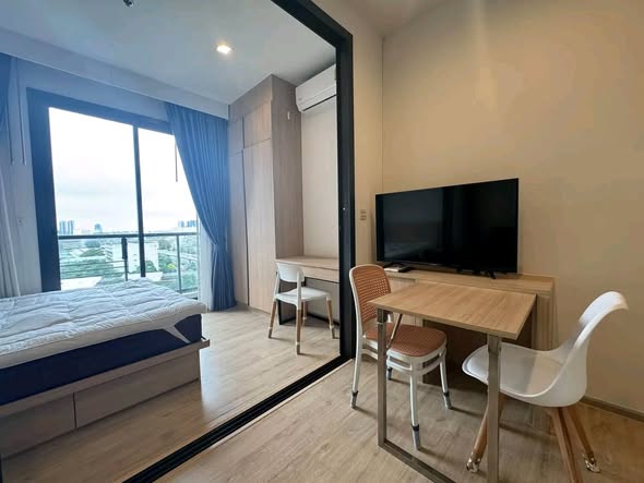 bedroom of M Jatujak