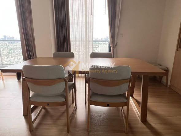 room interior of M Jatujak