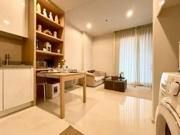 bedroom and bathroom of M Ladprao