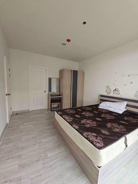 bedroom of Manor Sanambinnam