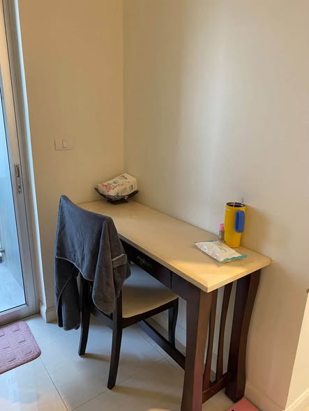 room interior and bathroom of Manor Sanambinnam