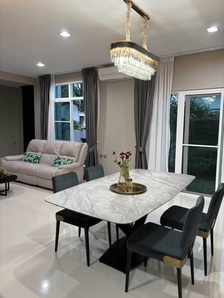 living room and room interior of Mantana 2 Bangna Km. 7