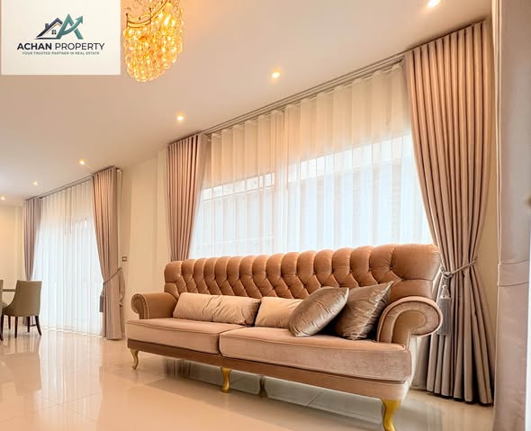 living room and bedroom of Manthana Rama 9-Srinakarin