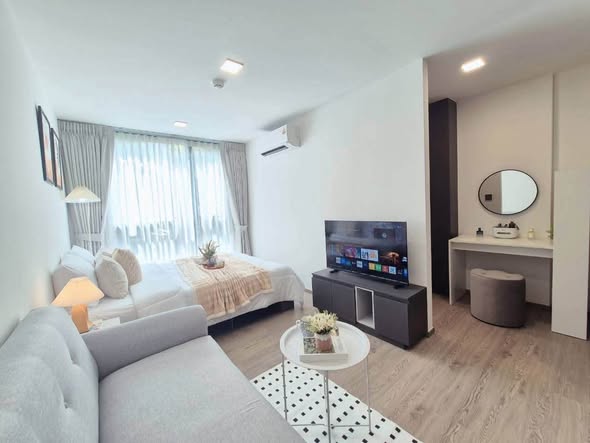 living room and bedroom of Maroon Ratchada 32 (สำนักงานขาย)