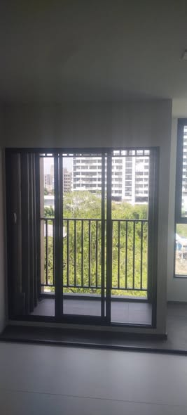 room interior of Maroon Ratchada 32 (สำนักงานขาย)
