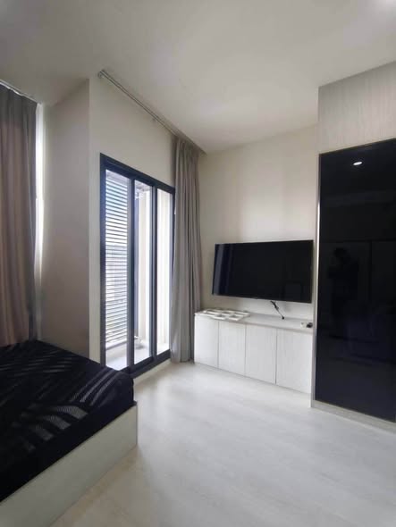 bedroom of แมสซารีน รัชโยธิน | Mazarine Ratchayothin by Grand Unity
