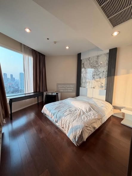 bedroom of Menam Residences Condominium