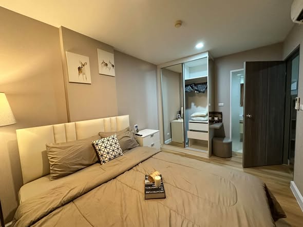 bedroom of Metro Luxe Ratchada