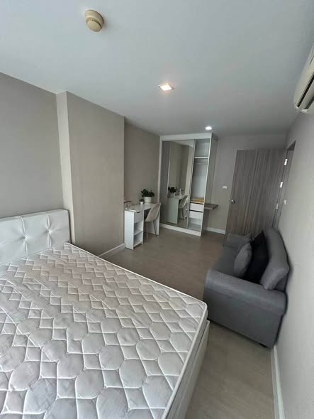 bedroom of Metro Luxe Ratchada