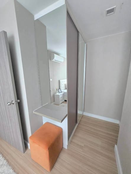 bedroom and bathroom of Metro Luxe Ratchada