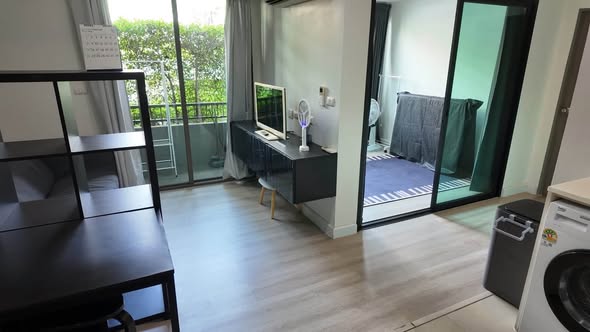 bedroom and room interior of Metro Luxe Ratchada