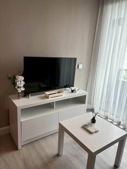 living room and room interior of Metro Luxe Ratchada