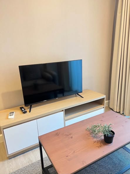 living room and room interior of Metro Luxe Riverfront Rattanathibet