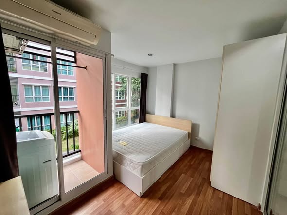 bedroom of Miami Condo Bang Pu Samutprakan Thailand 10280