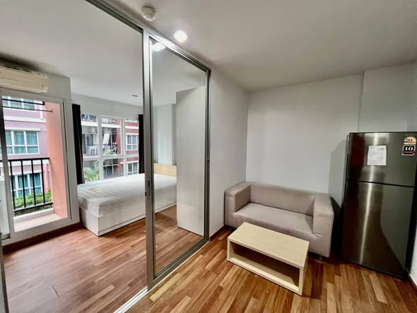 bedroom and room interior of Miami Condo Bang Pu Samutprakan Thailand 10280