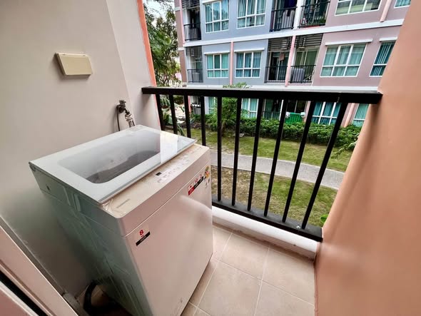 Miami Condo Bang Pu Samutprakan Thailand 10280