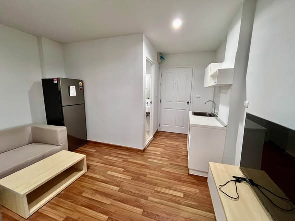 Miami Condo Bang Pu Samutprakan Thailand 10280