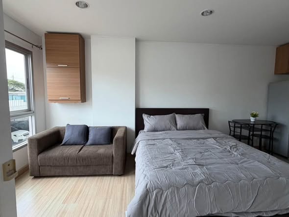 bedroom of Milestone