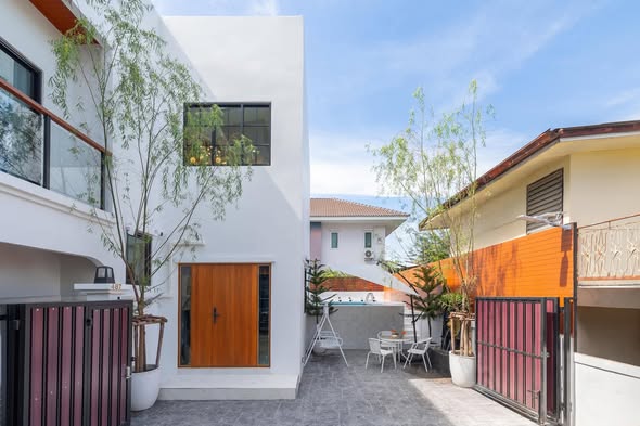Modern Life Townhome @ ห้วยขวาง