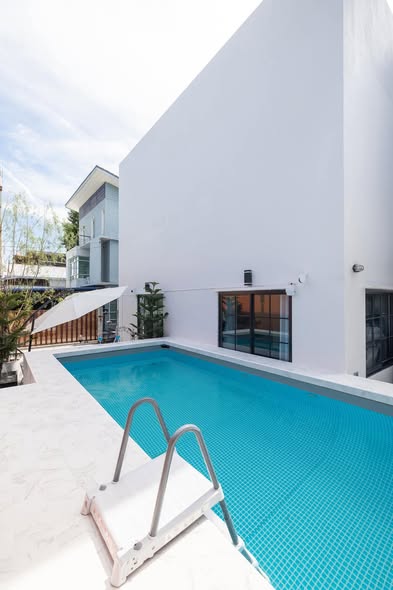 pool of Modern Life Townhome @ ห้วยขวาง