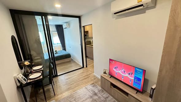 living room and room interior of Modiz Sukhumvit 50 โมดิซ สุขุมวิท 50