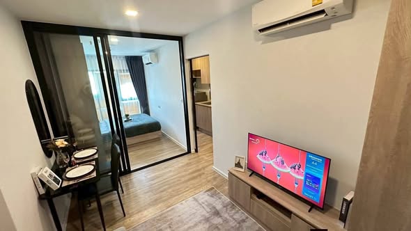 living room and room interior of Modiz Sukhumvit 50 โมดิซ สุขุมวิท 50