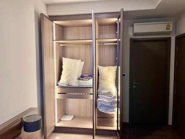 bedroom and room interior of Mori HAUS