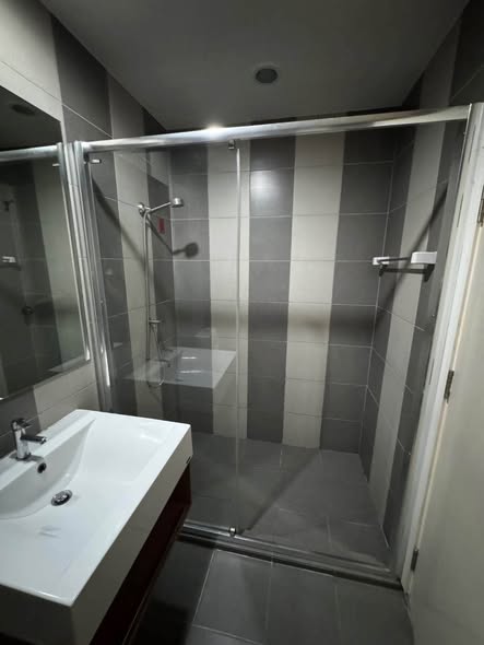 room interior and bathroom of Motif Condo