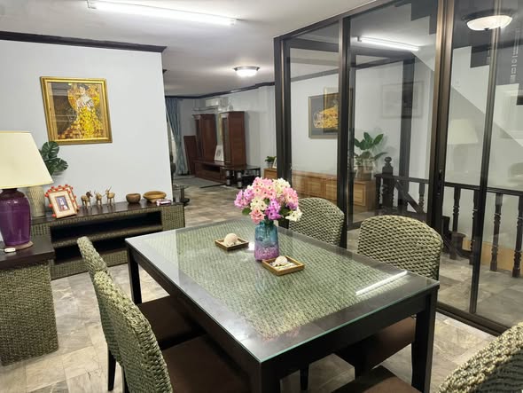room interior of Muban Royal Nakharin Village Alley