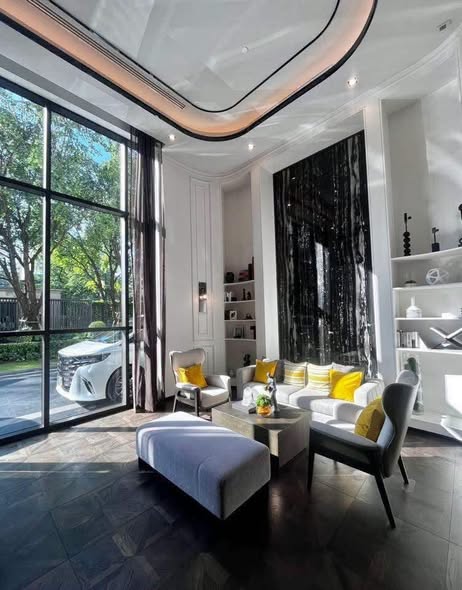 living room of MUNIQ LANGSUAN