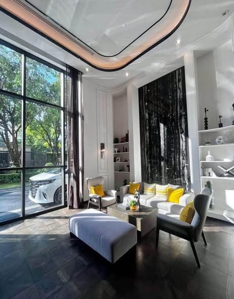 living room of MUNIQ LANGSUAN