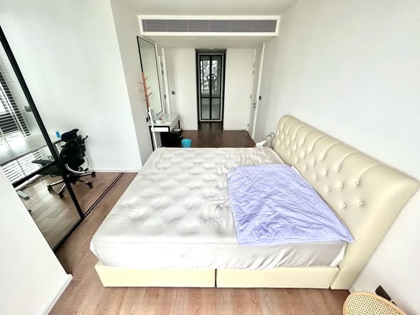 bedroom of MUNIQ Sukhumvit 23