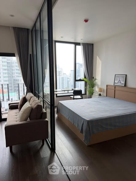 bedroom of MUNIQ Sukhumvit 23