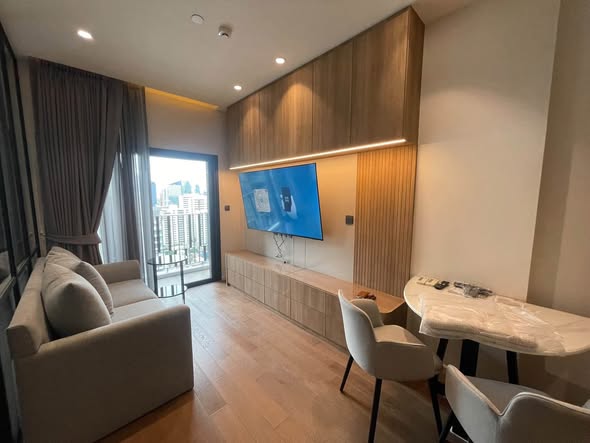 living room of MUNIQ Sukhumvit 23