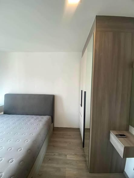bedroom of Na Veera