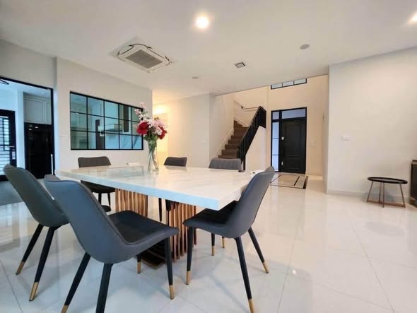 room interior of Nantawan Rama 9 Srinakarin