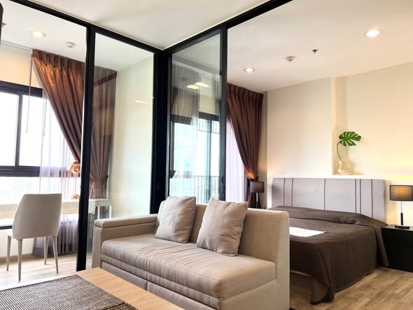 bedroom and room interior of Niche MONO Charoen Nakhon
