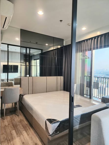 bedroom and room interior of Niche MONO Sukhumvit Bearing