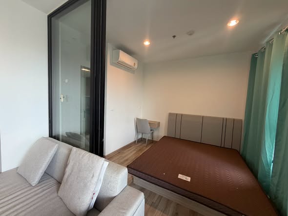 bedroom and room interior of Niche MONO Sukhumvit Bearing
