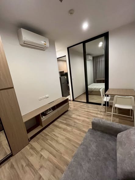 bedroom and room interior of Niche MONO Sukhumvit Bearing