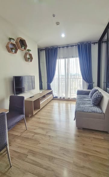 living room and bedroom of Niche MONO Sukhumvit Bearing