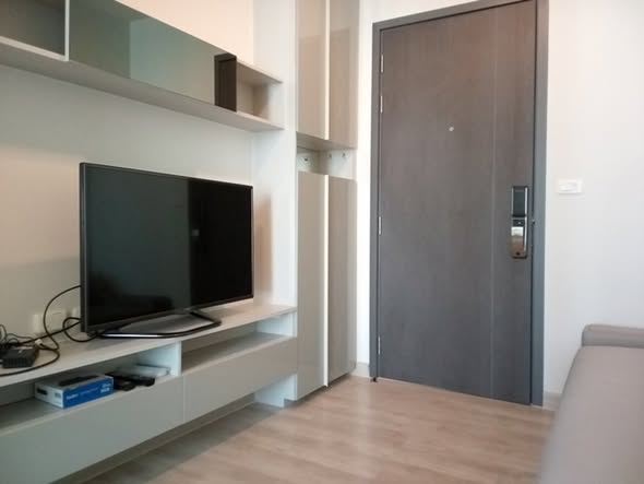 bedroom and room interior of Niche Pride Tao Poon Interchange