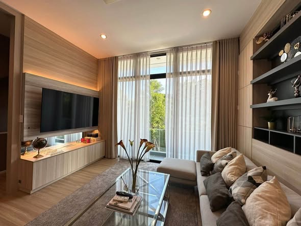 living room of Nirvana Define Srinakarin-Rama9
