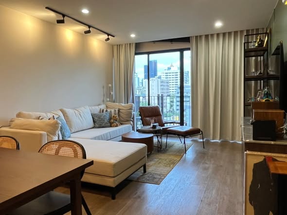 bedroom and living room of Noble Above Wireless-Ruamrudee